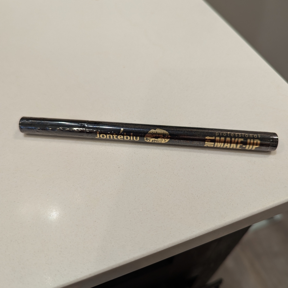 FREE* Jonteblu Black Eyeliner Pencil